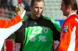 华体会首选平台-包含上海海港外援胡尔克确认离队，中超生涯告一段落的词条