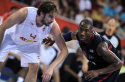 华体会体育APP下载-波兰男篮碾压澳大利亚男篮，保罗高光表现