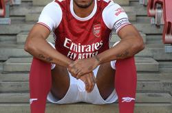 华体会登录-阿森纳前锋奥巴梅扬在比赛中表现出色