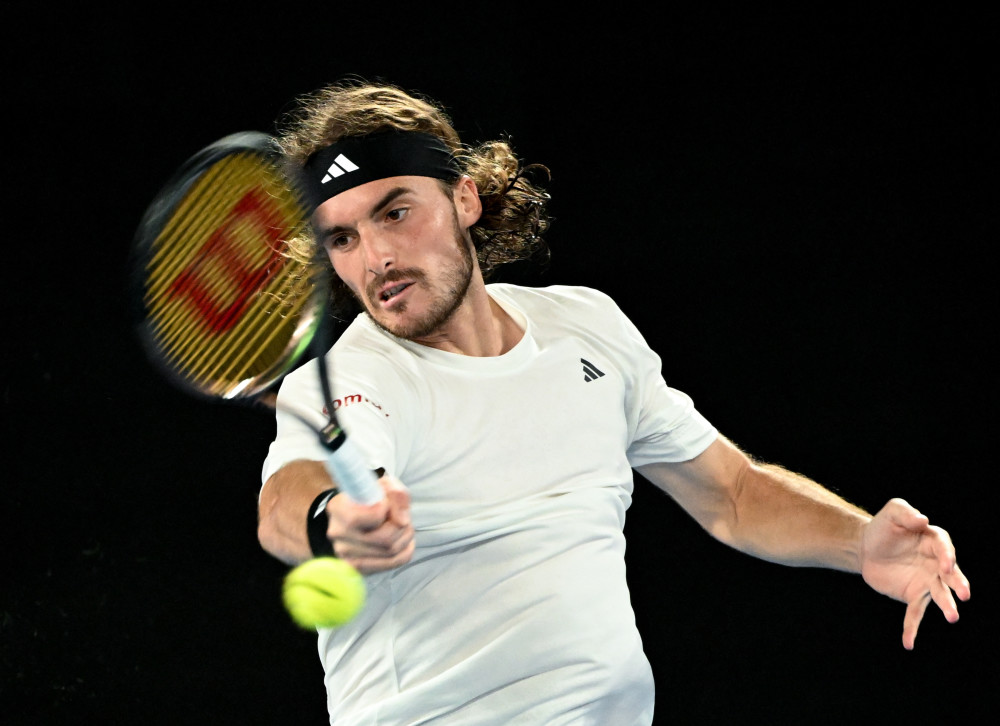 关于美国网球队绝杀日本网球队，西西帕斯打破历史纪录的信息